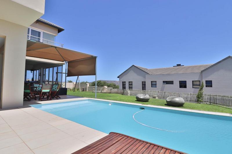 5 Bedroom Property for Sale in Country Club Western Cape